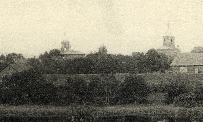Успенская церковь в Спирове слева. Вид Успенской киновии с фотооткрытки 1911 г. Архив Е.И. Ступкина