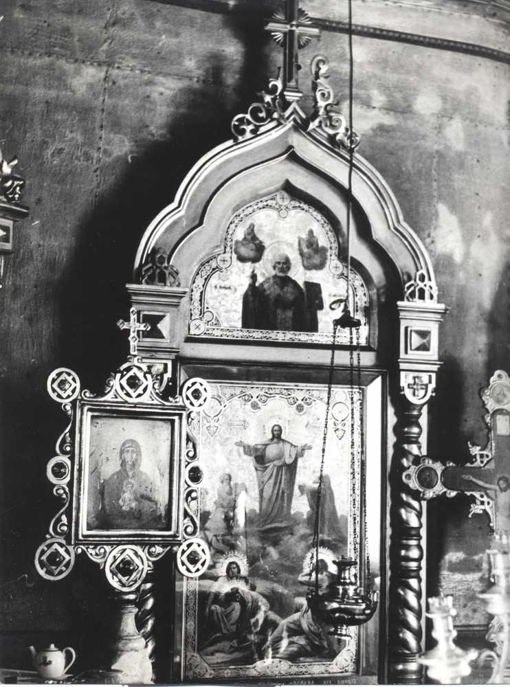 Алтарь храма с. Загородье, 1982 г.
