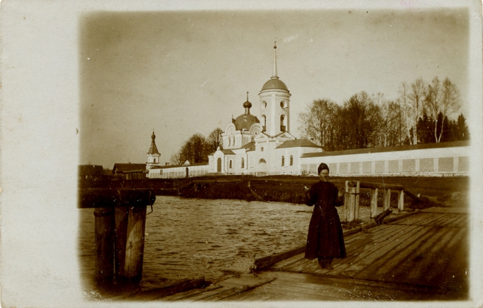 Николо - Столпенский монастырь. Фотооткрытка нач. 20 в. Коллекция Е.И. Ступкин