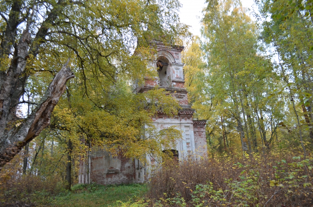 храм в с. Городолюбля Вышневолоцкого района