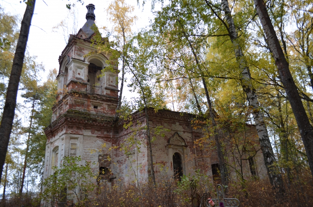 Храм в с. Городолюбля Вышневолоцкого района